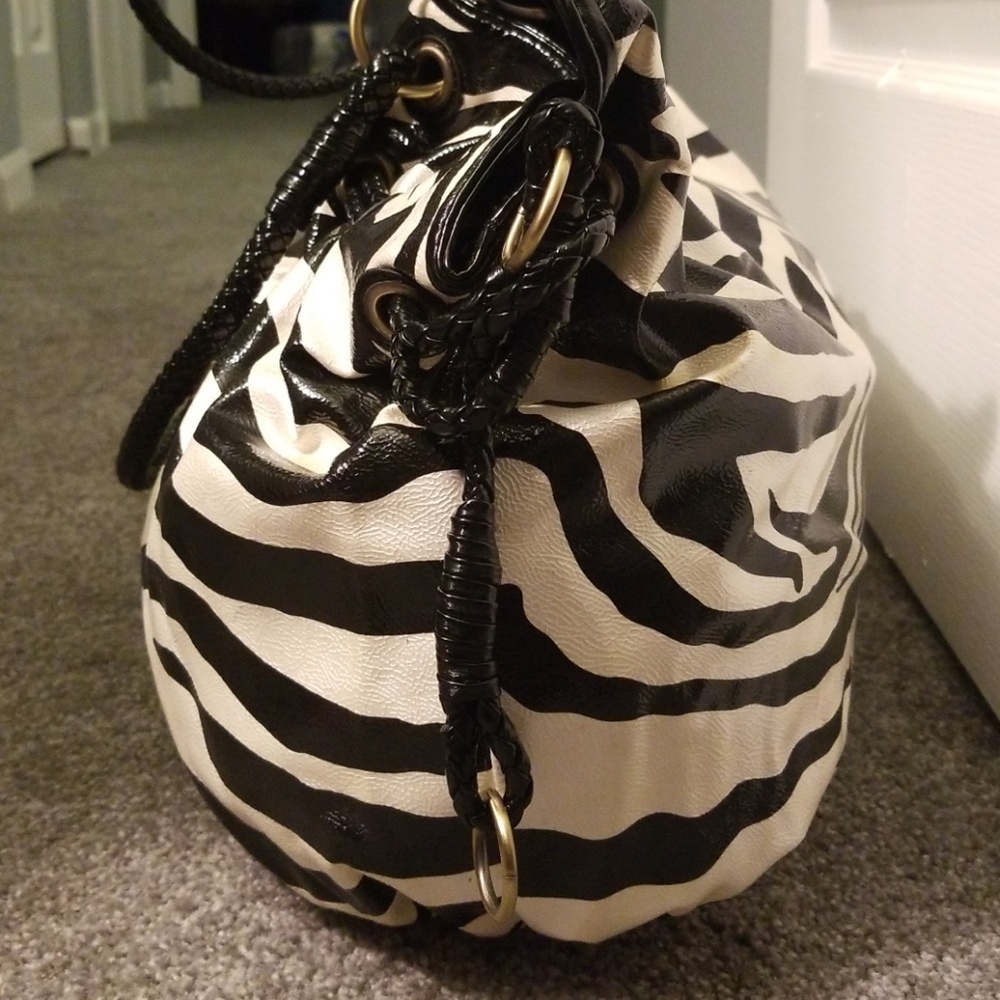 Purse - Picture 3 of 6